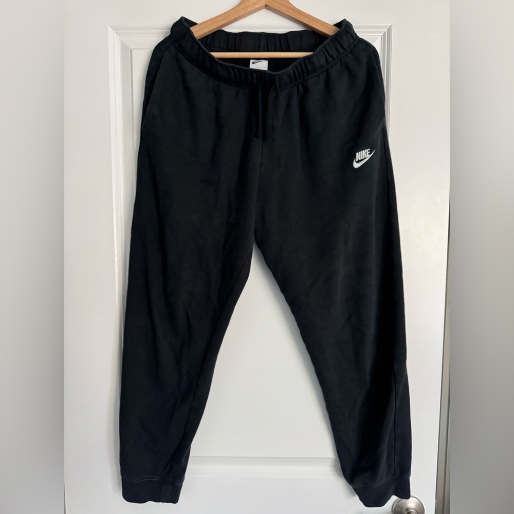 Nike Classic Black Sweatpants